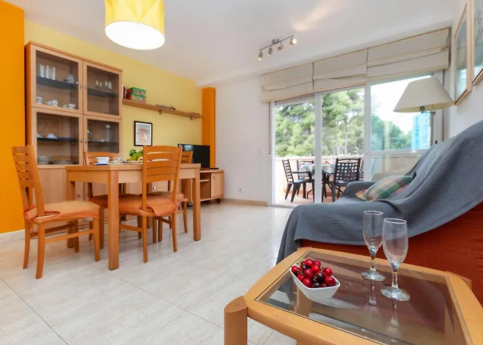 Lejlighed Montserrada-2 By Interhome